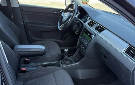 Skoda Rapid I, 2014 год, 990 000 рублей, 9 фотография