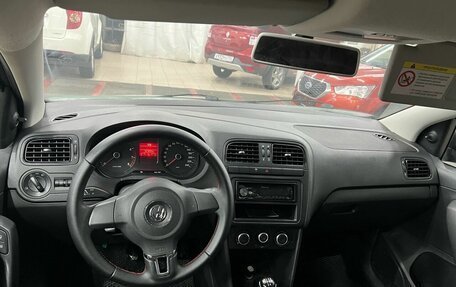 Volkswagen Polo VI (EU Market), 2010 год, 679 000 рублей, 5 фотография