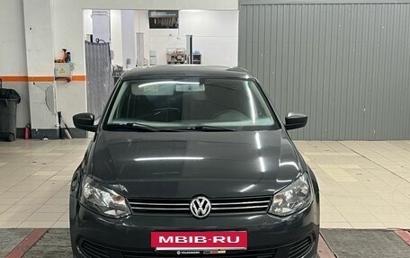 Volkswagen Polo VI (EU Market), 2010 год, 679 000 рублей, 3 фотография