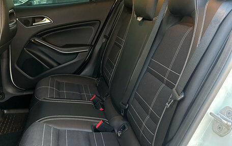 Mercedes-Benz GLA, 2016 год, 2 350 000 рублей, 10 фотография