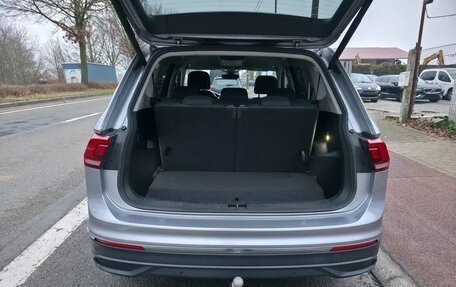 Volkswagen Tiguan, 2023 год, 2 100 000 рублей, 4 фотография