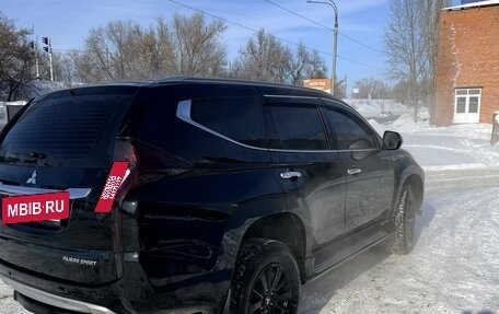 Mitsubishi Pajero Sport III рестайлинг, 2019 год, 3 450 000 рублей, 6 фотография