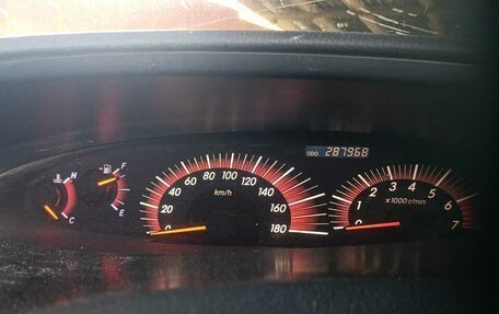 Toyota Estima III рестайлинг -2, 2005 год, 1 350 000 рублей, 7 фотография