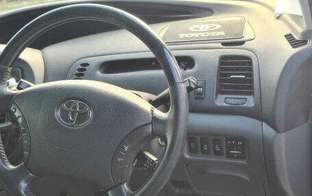 Toyota Estima III рестайлинг -2, 2005 год, 1 350 000 рублей, 12 фотография