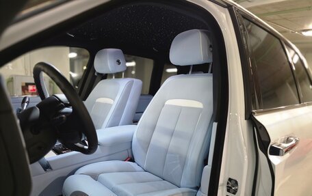 Rolls-Royce Cullinan, 2023 год, 38 500 000 рублей, 8 фотография