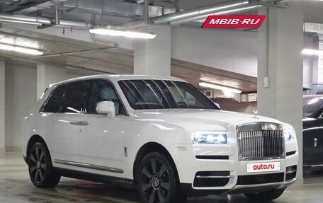 Rolls-Royce Cullinan, 2023 год, 38 500 000 рублей, 2 фотография