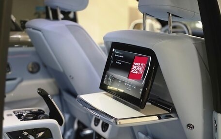 Rolls-Royce Cullinan, 2023 год, 38 500 000 рублей, 16 фотография