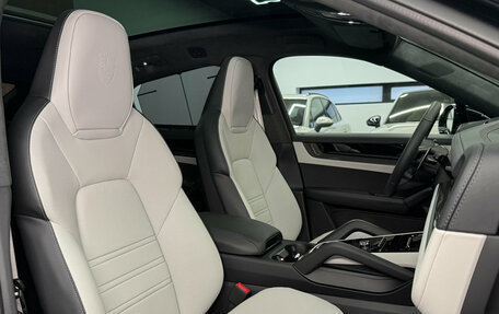 Porsche Cayenne III, 2025 год, 26 752 944 рублей, 2 фотография