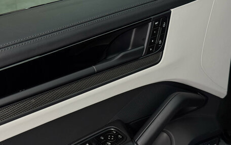 Porsche Cayenne III, 2025 год, 26 752 944 рублей, 13 фотография