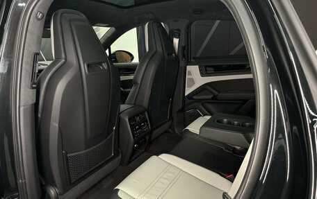 Porsche Cayenne III, 2025 год, 26 752 944 рублей, 27 фотография