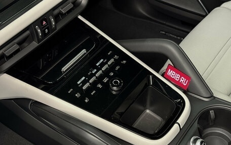 Porsche Cayenne III, 2025 год, 26 752 944 рублей, 20 фотография