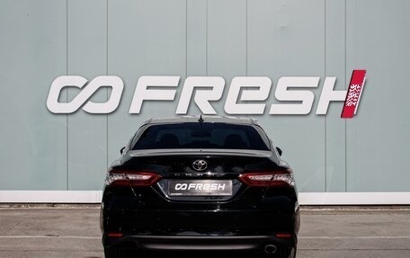 Toyota Camry, 2018 год, 2 899 000 рублей, 4 фотография