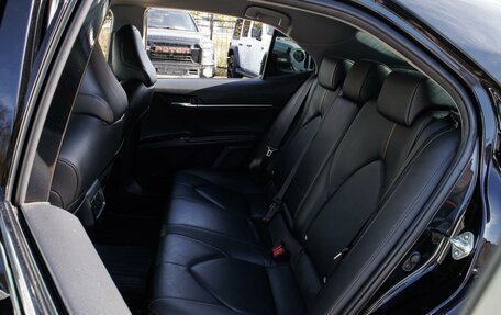 Toyota Camry, 2018 год, 2 899 000 рублей, 9 фотография