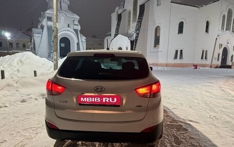 Hyundai ix35 I рестайлинг, 2015 год, 1 500 000 рублей, 2 фотография