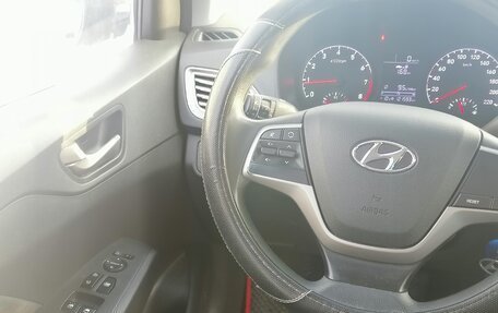 Hyundai Solaris II рестайлинг, 2019 год, 1 200 000 рублей, 10 фотография