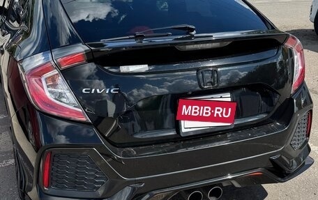 Honda Civic IX, 2017 год, 1 670 000 рублей, 2 фотография