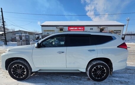 Mitsubishi Montero Sport, 2023 год, 5 100 000 рублей, 5 фотография