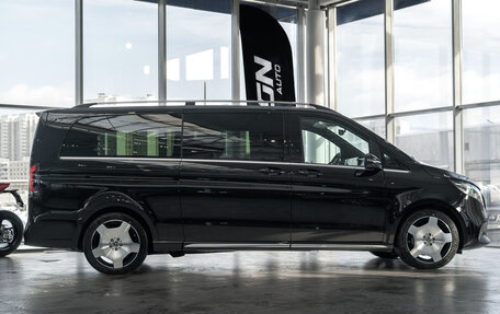 Mercedes-Benz V-Класс, 2025 год, 14 100 000 рублей, 4 фотография