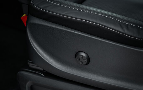 Mercedes-Benz V-Класс, 2025 год, 14 100 000 рублей, 25 фотография