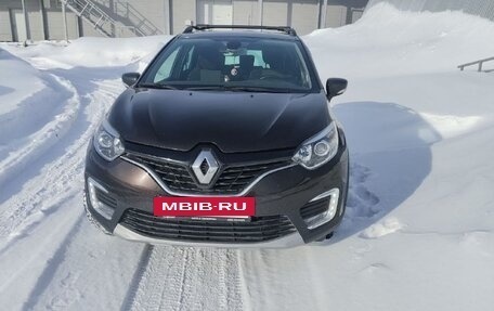 Renault Kaptur I рестайлинг, 2017 год, 1 600 000 рублей, 2 фотография