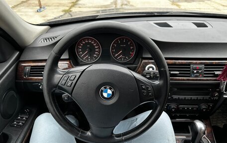 BMW 3 серия, 2006 год, 850 000 рублей, 14 фотография