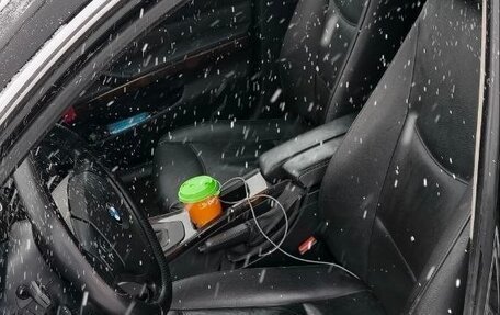 BMW 3 серия, 2006 год, 850 000 рублей, 19 фотография