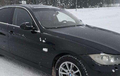 BMW 3 серия, 2006 год, 850 000 рублей, 21 фотография