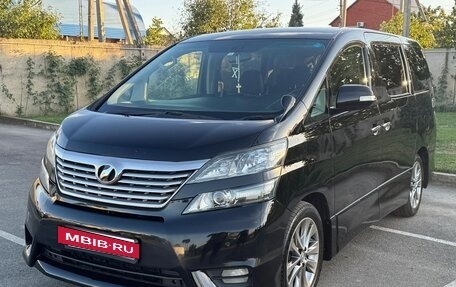 Toyota Vellfire I, 2010 год, 2 290 000 рублей, 12 фотография