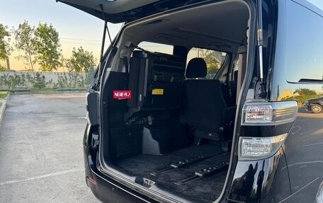 Toyota Vellfire I, 2010 год, 2 290 000 рублей, 9 фотография