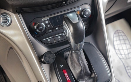 Ford Kuga III, 2014 год, 1 049 000 рублей, 16 фотография