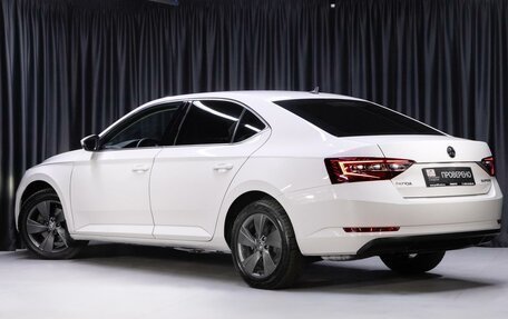 Skoda Superb III рестайлинг, 2017 год, 1 649 000 рублей, 5 фотография