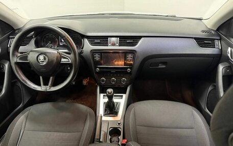 Skoda Octavia, 2019 год, 1 590 000 рублей, 10 фотография