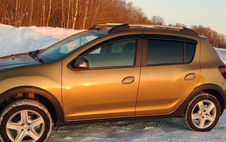 Renault Sandero II рестайлинг, 2017 год, 1 200 000 рублей, 1 фотография