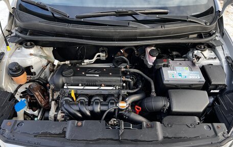 Hyundai Solaris II рестайлинг, 2012 год, 820 000 рублей, 16 фотография