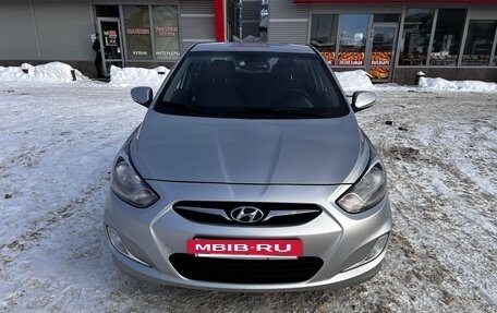 Hyundai Solaris II рестайлинг, 2012 год, 820 000 рублей, 3 фотография