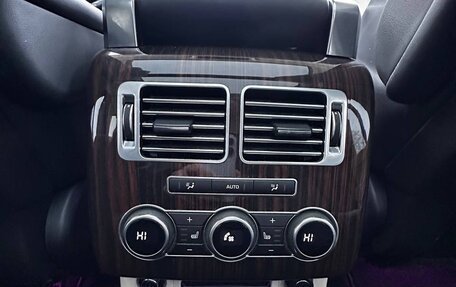 Land Rover Range Rover IV рестайлинг, 2013 год, 3 600 000 рублей, 16 фотография