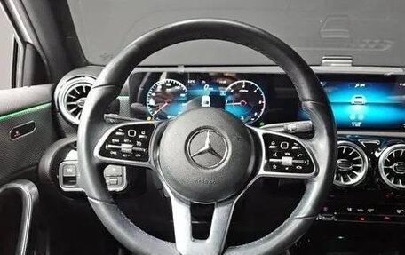 Mercedes-Benz A-Класс, 2022 год, 2 490 000 рублей, 9 фотография