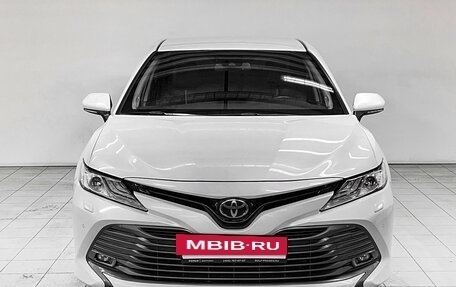 Toyota Camry, 2020 год, 3 084 000 рублей, 2 фотография