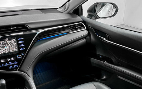 Toyota Camry, 2020 год, 3 084 000 рублей, 18 фотография