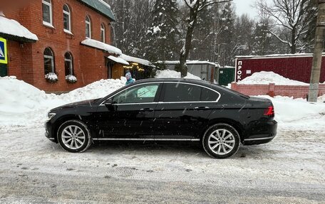 Volkswagen Passat B8 рестайлинг, 2017 год, 3 000 000 рублей, 8 фотография