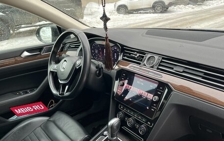 Volkswagen Passat B8 рестайлинг, 2017 год, 3 000 000 рублей, 2 фотография