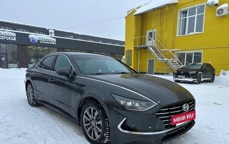 Hyundai Sonata VIII, 2019 год, 2 150 000 рублей, 2 фотография