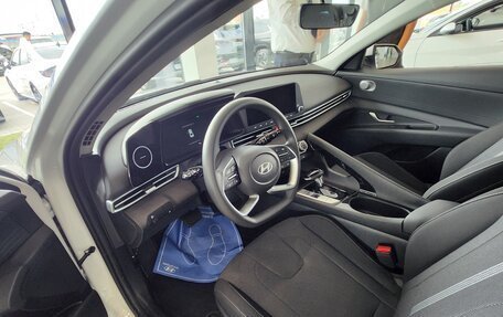 Hyundai Elantra, 2026 год, 2 370 000 рублей, 2 фотография