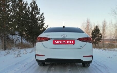Hyundai Solaris II рестайлинг, 2019 год, 1 000 000 рублей, 2 фотография