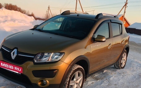 Renault Sandero II рестайлинг, 2017 год, 1 200 000 рублей, 2 фотография