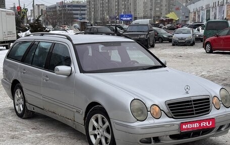 Mercedes-Benz E-Класс, 2001 год, 325 000 рублей, 1 фотография