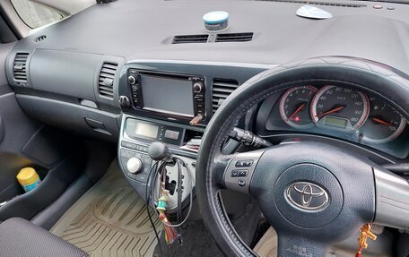 Toyota Wish II, 2007 год, 900 000 рублей, 12 фотография