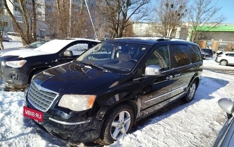 Chrysler Voyager IV, 2008 год, 999 000 рублей, 3 фотография