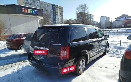 Chrysler Voyager IV, 2008 год, 999 000 рублей, 5 фотография