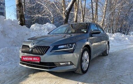 Skoda Superb III рестайлинг, 2018 год, 2 195 000 рублей, 1 фотография